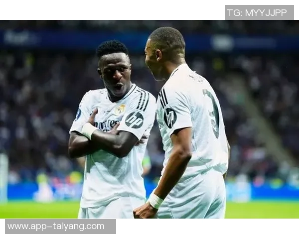 维尼修斯向皇马提出高额年薪和签字费要求欲与姆巴佩对标 维尼修斯向皇马提出高额年薪和签字费要求欲与姆巴佩对标