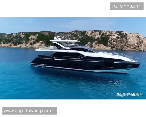 C罗豪购两套奢华岛屿别墅仅可通过游艇和水上飞机抵达