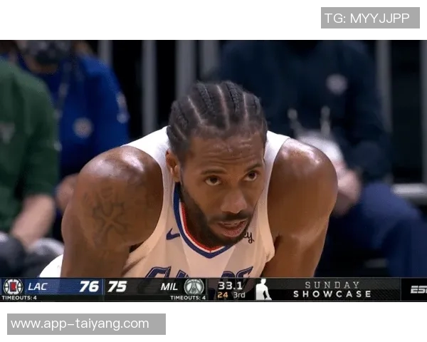 快船末节大胆尝试小卡搭配四替补阵容引发热议