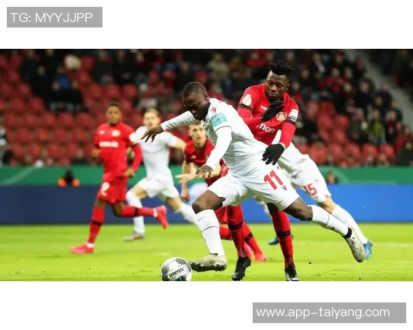 帕夫洛维奇恢复训练无大碍将随队出战拜仁对斯图加特的关键比赛